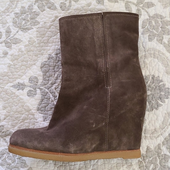 Stuart Weitzman boots - Picture 2 of 4